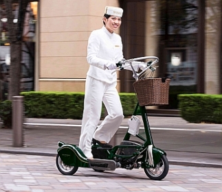 Walking Bike konkurriert mit Rolls-Royce